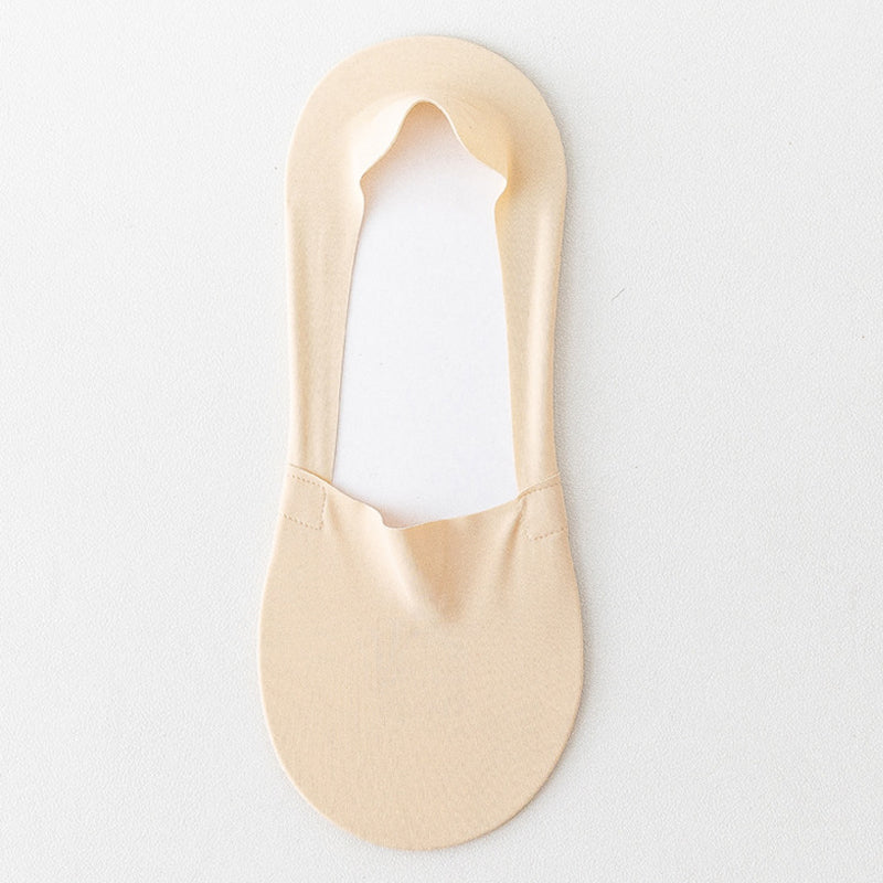 Seidenstrümpfe mit Glanz: Rutschfester Komfort für Ihre Füße